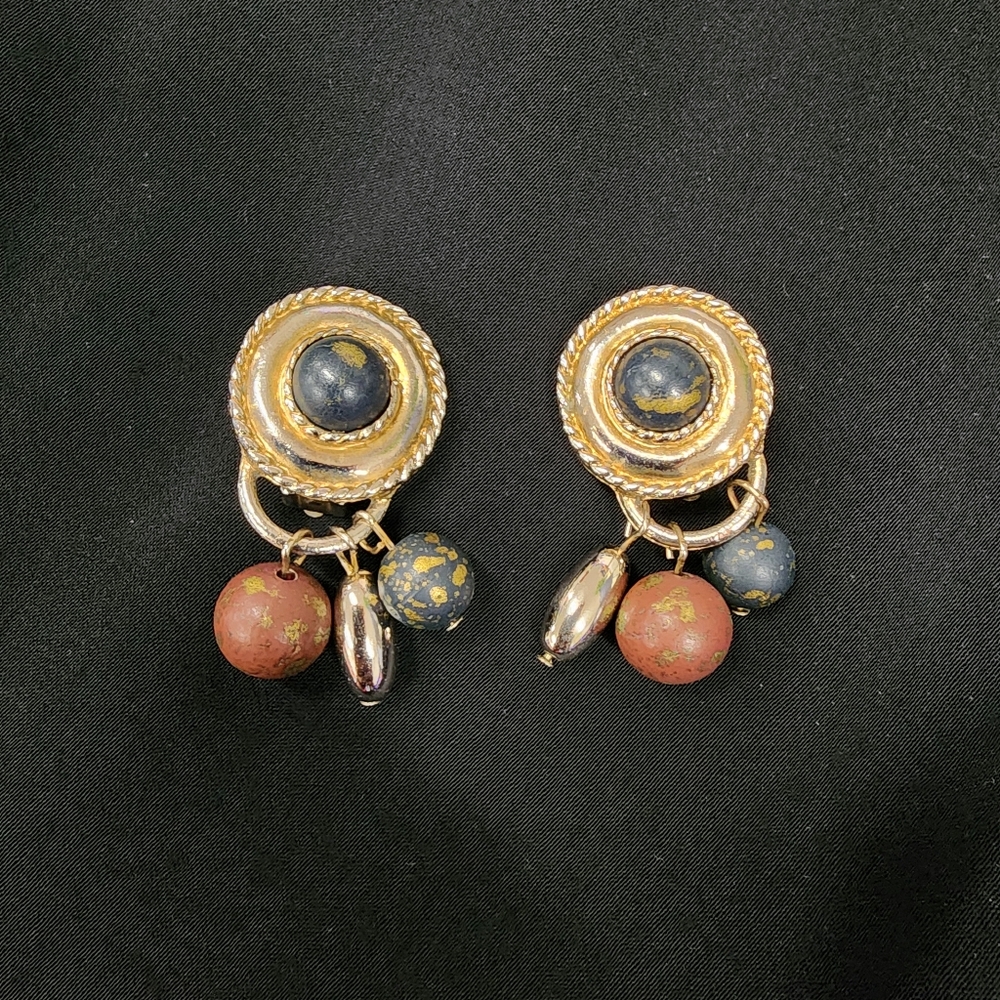 Gold Tone Dangle Clip-On Earrings Speckled Beads Vintage Retro